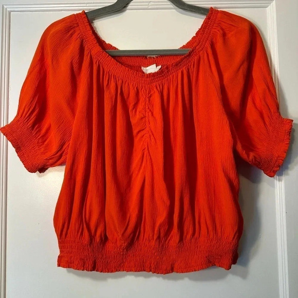 H&M Tops - H&M Off Shoulder Top